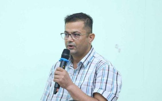 राष्ट्रपति भइसकेको व्यक्ति पार्टी राजनीतिमा फर्कने परिकल्पना गर्न सकिन्न: मन्त्री गिरी