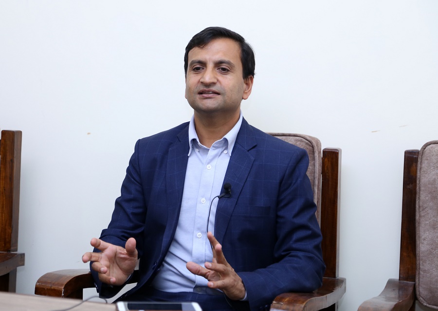 सडक सुरक्षा विधेयक चालु अधिवेशनमै पेश गर्न सरकारलाई निर्देशन