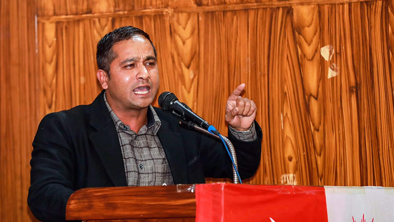 हामीले नयाँ पुस्तालाई सुन्न र समेट्न सकेनौँ : एमाले नेता महर