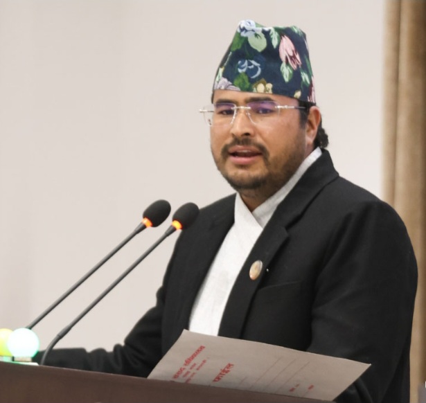 ‘प्रधानमन्त्रीको अनुहार हेर्न होइन, जवाफ माग्न बोलाएका हौँ’